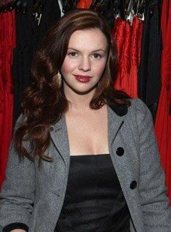 Latest photos of Amber Tamblyn, biography.