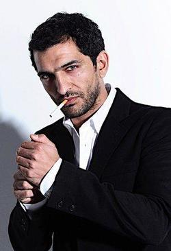 Latest photos of Amr Waked, biography.