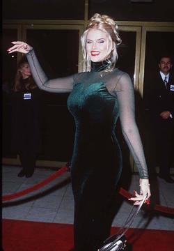Latest photos of Anna Nicole Smith, biography.