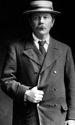Latest photos of Arthur Conan Doyle, biography.