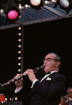 Latest photos of Benny Goodman, biography.