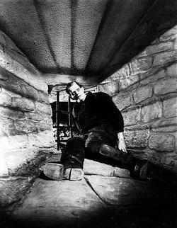 Boris Karloff image.