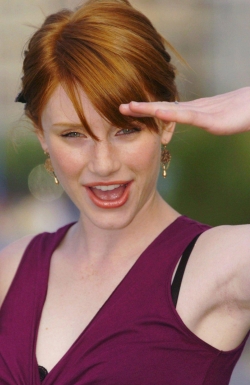 Latest photos of Bryce Dallas Howard, biography.