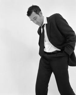 Latest photos of Clive Owen, biography.
