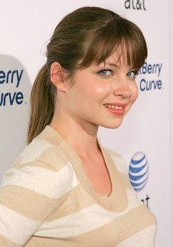 Latest photos of Daveigh Chase, biography.