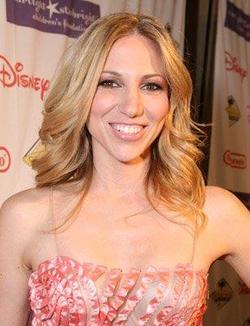 Latest photos of Debbie Gibson, biography.