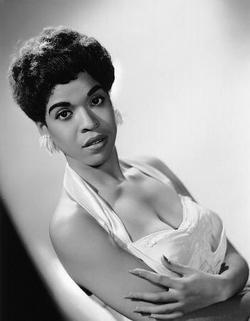 Latest photos of Della Reese, biography.
