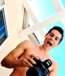 Latest photos of Dylan O'Brien, biography.