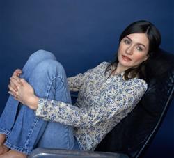 Latest photos of Emily Mortimer, biography.