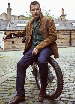 Latest photos of Ewan McGregor, biography.