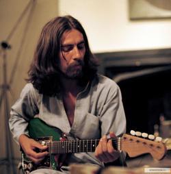 Latest photos of George Harrison, biography.