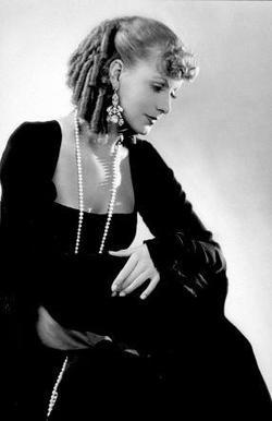 Greta Garbo image.
