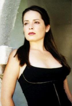 Holly Marie Combs image.
