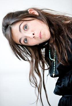 Latest photos of Isabelle Fuhrman, biography.