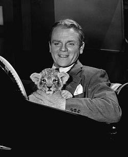 Latest photos of James Cagney, biography.