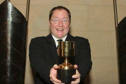 Latest photos of John Lasseter, biography.