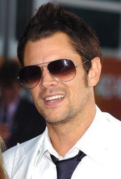 Latest photos of Johnny Knoxville, biography.