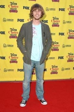 Latest photos of Jon Heder, biography.