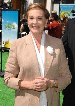 Latest photos of Julie Andrews, biography.