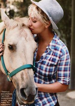 Latest photos of Kaley Cuoco-Sweeting, biography.