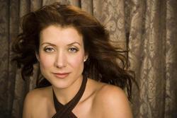 Latest photos of Kate Walsh, biography.