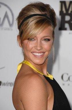 Latest photos of Katie Cassidy, biography.