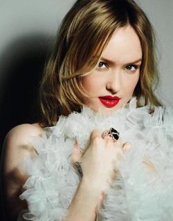 Latest photos of Kaylee DeFer, biography.