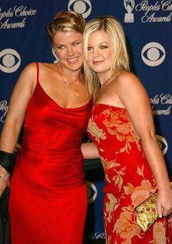Latest photos of Kirsten Storms, biography.