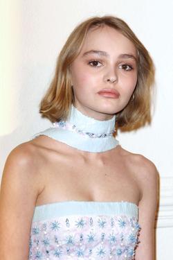 Latest photos of Lily-Rose Depp, biography.