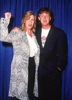 Latest photos of Linda McCartney, biography.