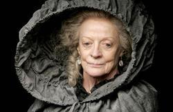 Latest photos of Maggie Smith, biography.