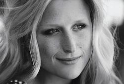 Latest photos of Mamie Gummer, biography.