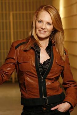Latest photos of Marg Helgenberger, biography.