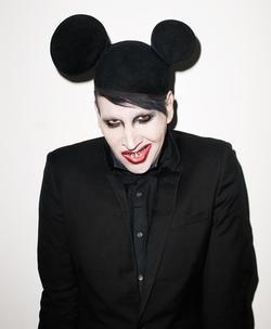 Latest photos of Marilyn Manson, biography.
