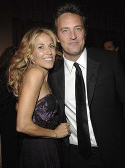 Latest photos of Matthew Perry, biography.