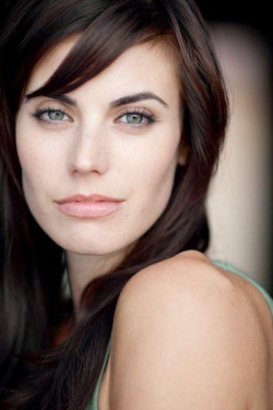 Latest photos of Meghan Ory, biography.