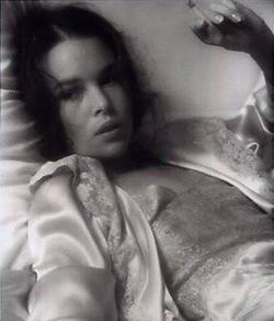 Latest photos of Michelle Phillips, biography.
