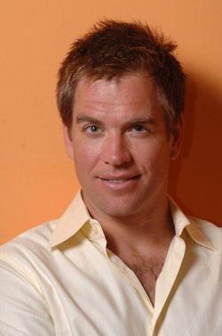 Latest photos of Michael Weatherly, biography.