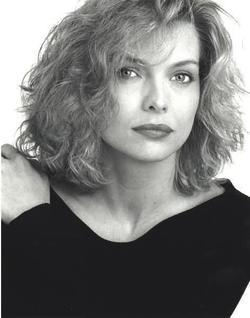 Latest photos of Michelle Pfeiffer, biography.