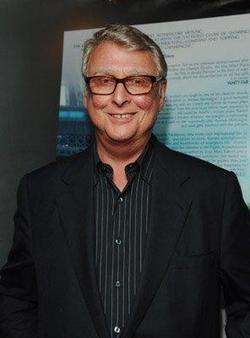 Latest photos of Mike Nichols, biography.