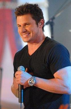 Latest photos of Nick Lachey, biography.