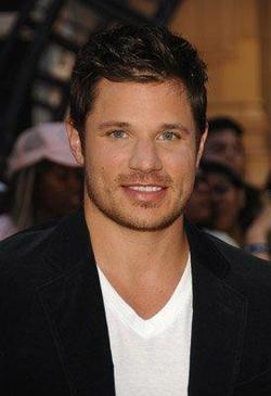 Latest photos of Nick Lachey, biography.