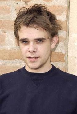 Latest photos of Nick Stahl, biography.
