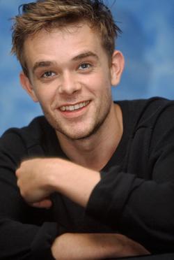 Latest photos of Nick Stahl, biography.