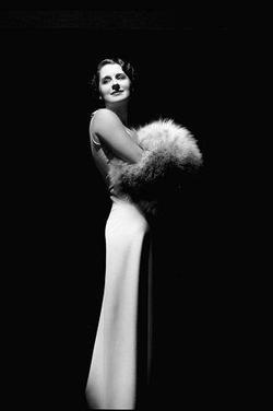 Latest photos of Norma Shearer, biography.
