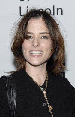 Parker Posey image.
