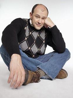Latest photos of Rob Corddry, biography.