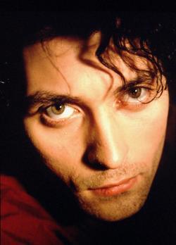 Latest photos of Rufus Sewell, biography.