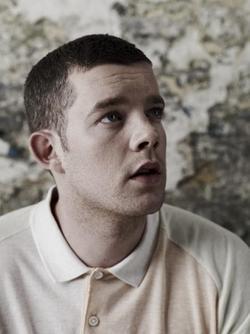 Russell Tovey image.