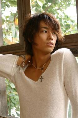 Latest photos of Takumi Saito, biography.